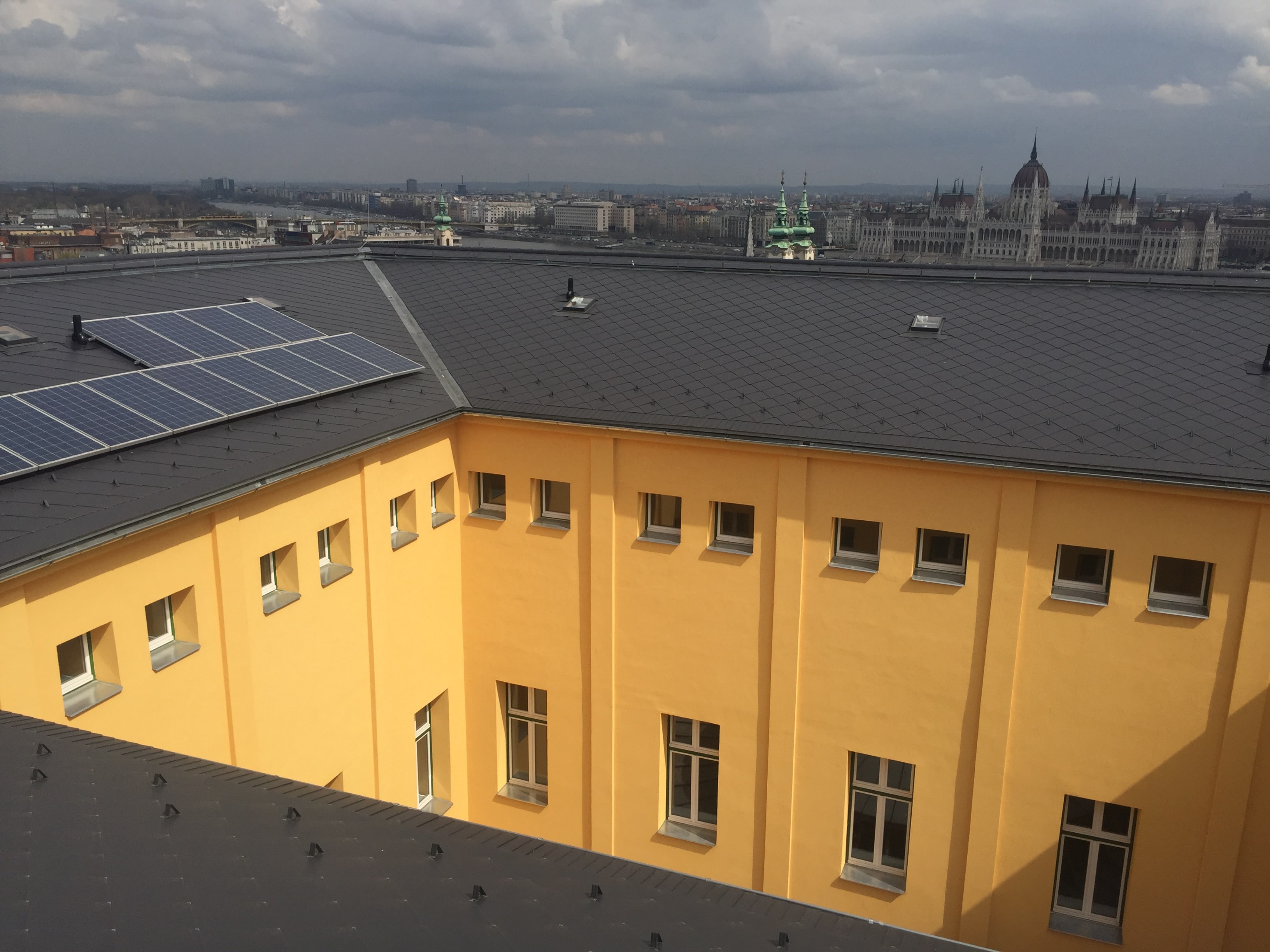 Budapesti Egyetemi Katolikus Gimnázium energetikai felújítás